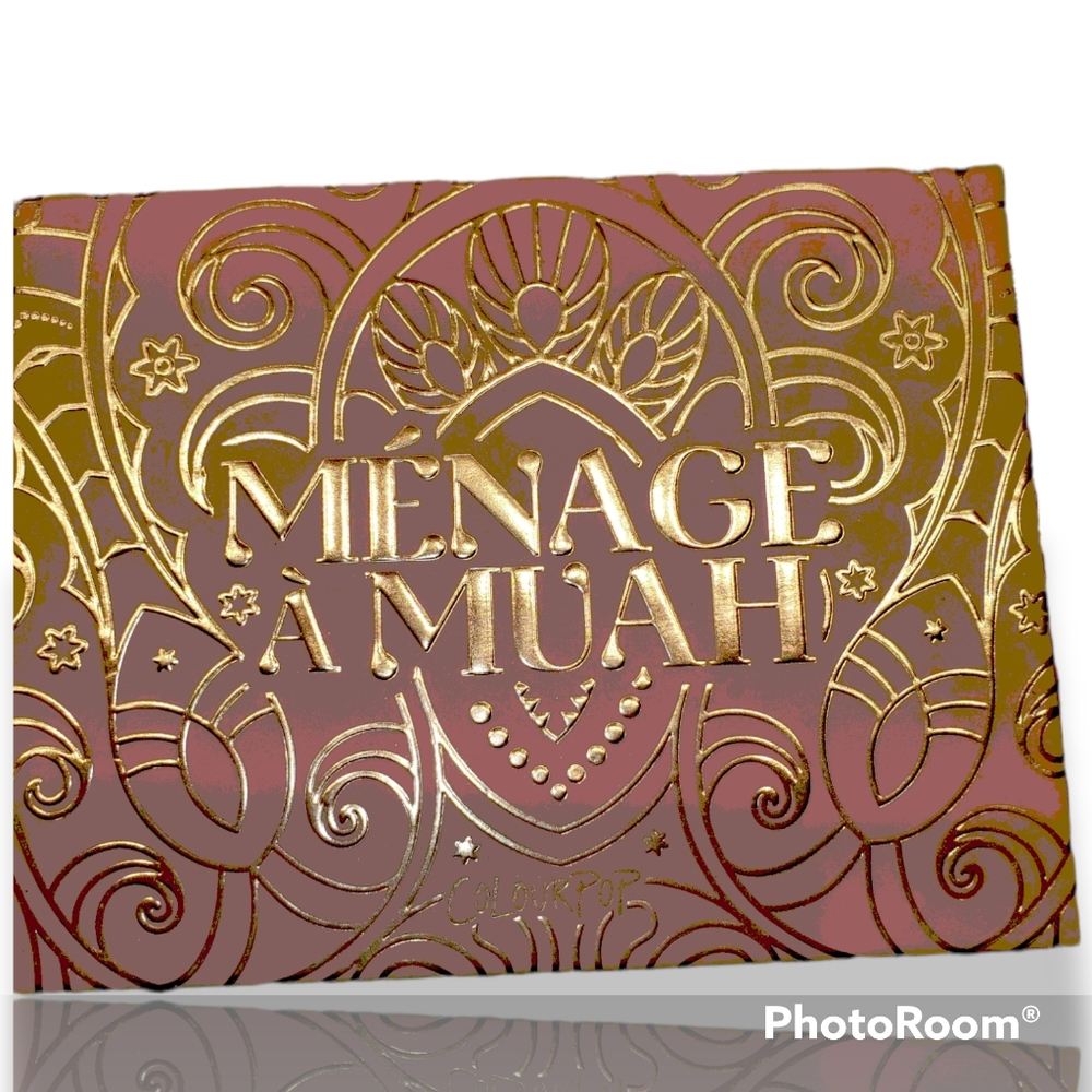 NWOT Color pop Menage A Muah color palette
